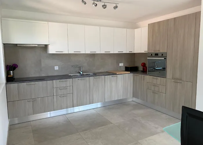 Modern Living * Riazzino